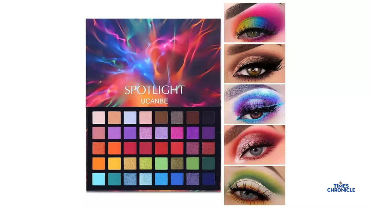 UCANBE Cosluxe Ucanbe Spotlight Eyeshadow Palette.
